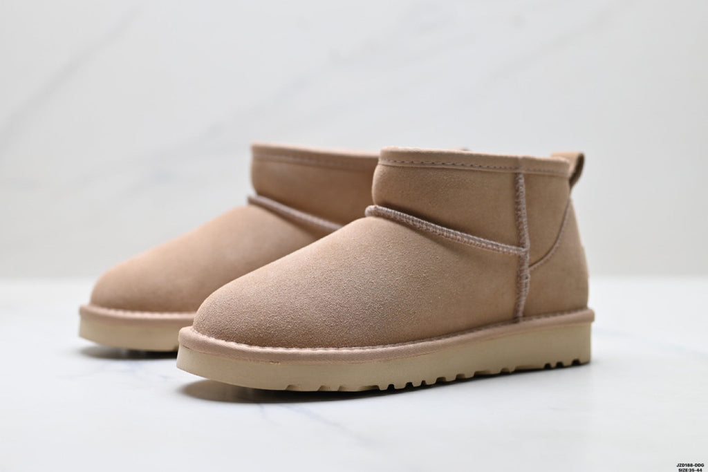 UGG Classic Ultra Mini Platform Ankle Boots